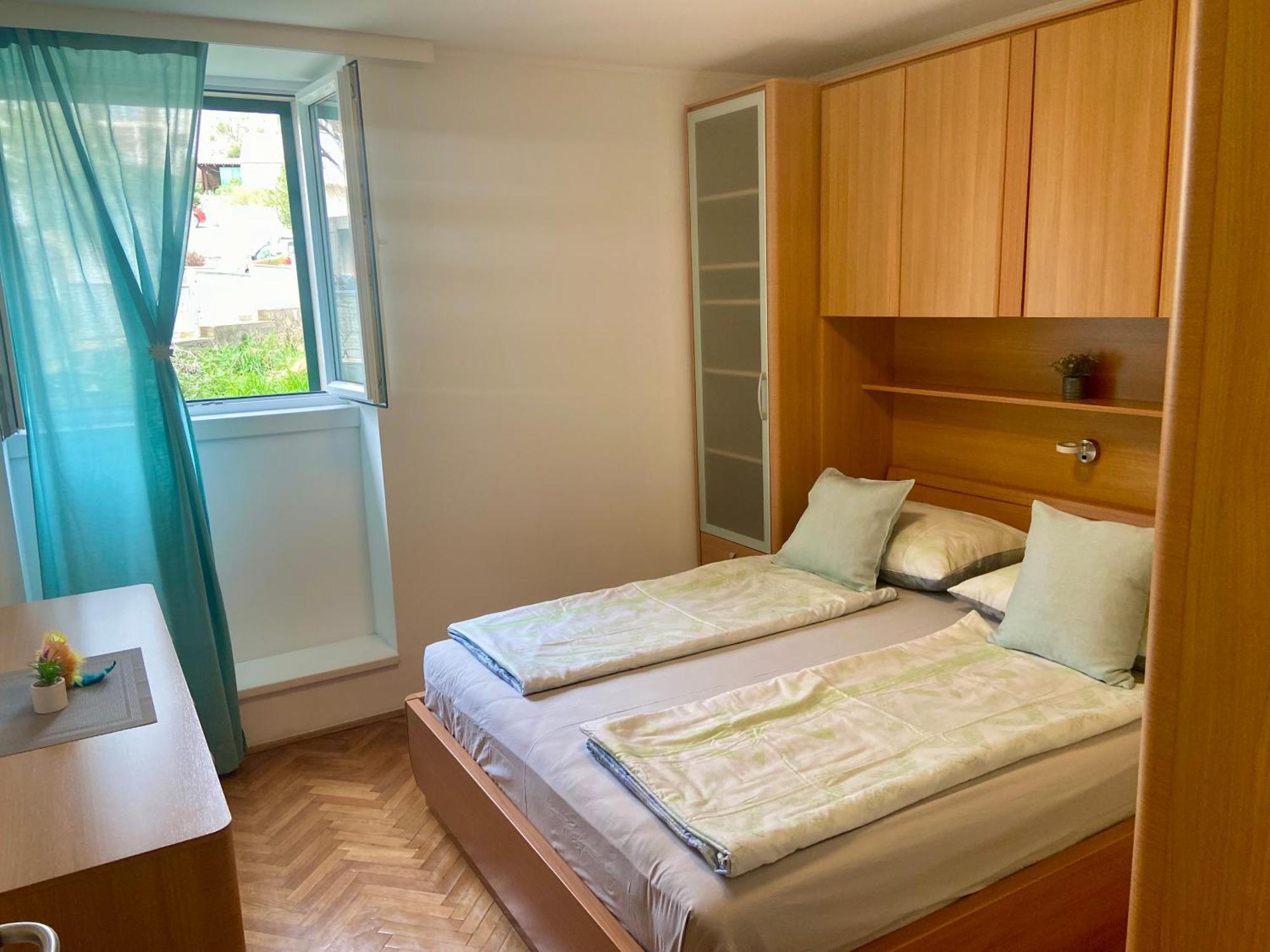 Apartment Simon - Old Stone Charm, Central Bol Life Екстериор снимка